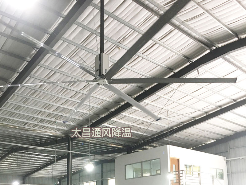 工業(yè)大風扇掛在天花板是否安全？