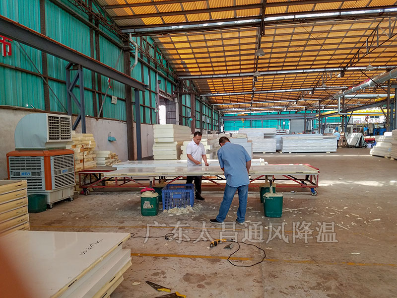 移動(dòng)式環(huán)?？照{(diào)在工業(yè)廠房的應(yīng)用