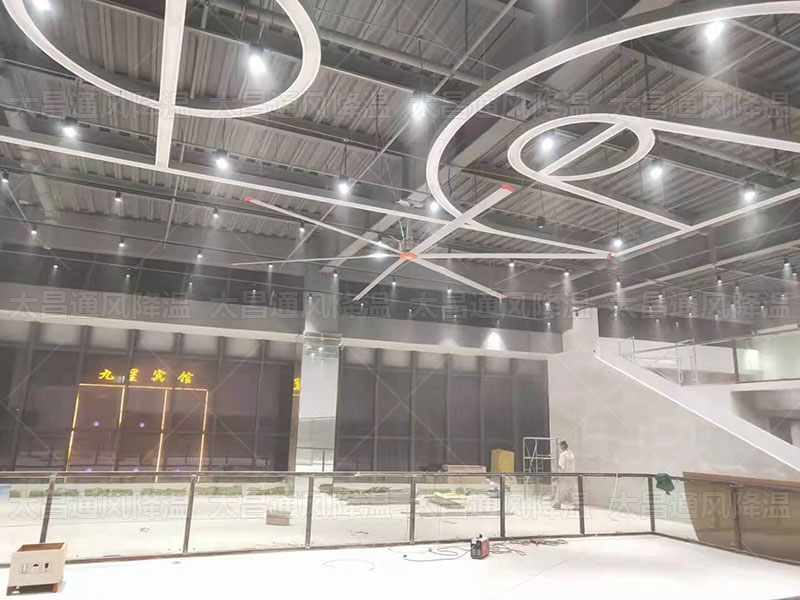 健身房用什么設(shè)備降溫比較合適？這款設(shè)備你一定要知道！