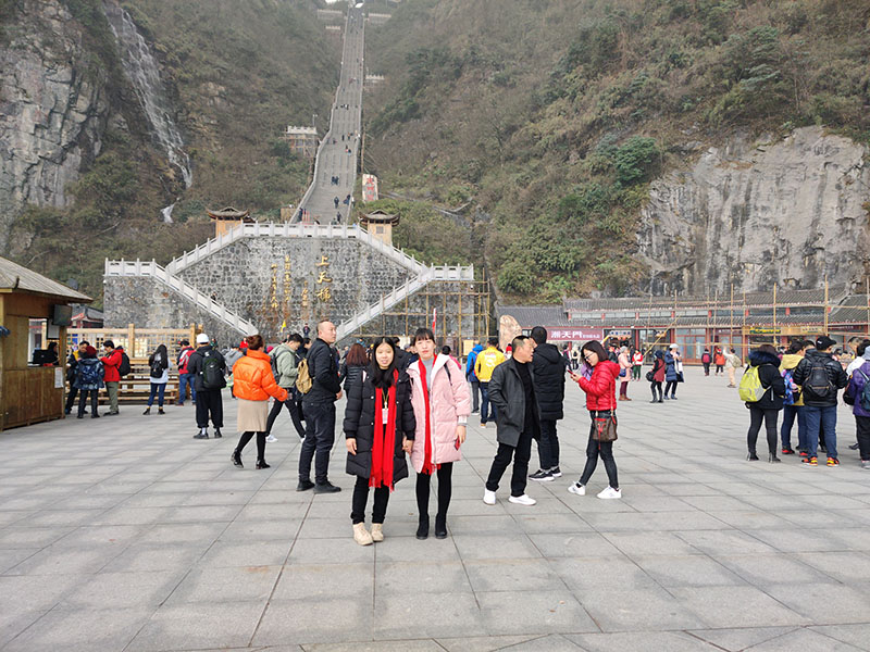 潤(rùn)東方環(huán)?？照{(diào)團(tuán)隊(duì)出游